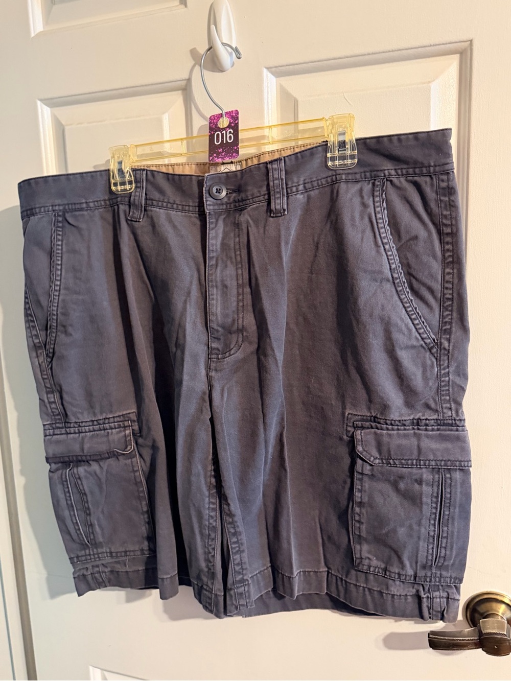 St. John's Bay Men's Cargo Shorts - Charcoal Gray